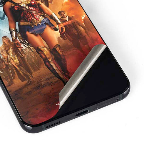 DC Comics Wonder Woman Main characters Poster Galaxy S22 Skin
